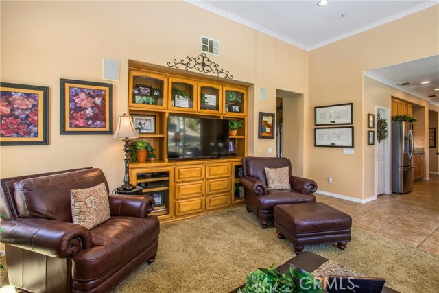 Detail Gallery Image 12 of 72 For 2109 Canyon View Ln, Redlands,  CA 92373 - 4 Beds | 4 Baths