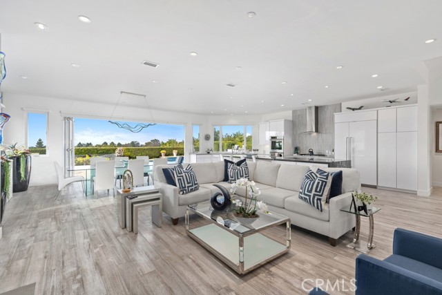 Detail Gallery Image 6 of 46 For 18751 via San Marco, Irvine,  CA 92603 - 3 Beds | 3 Baths