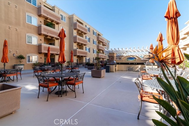 Detail Gallery Image 33 of 41 For 21345 Hawthorne #217,  Torrance,  CA 90503 - 1 Beds | 1 Baths