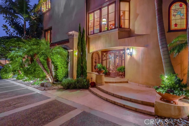 6048 Lido Lane, Long Beach CA: https://media.crmls.org/medias/a4ff2219-68ba-41da-bc32-379b63f73367.jpg