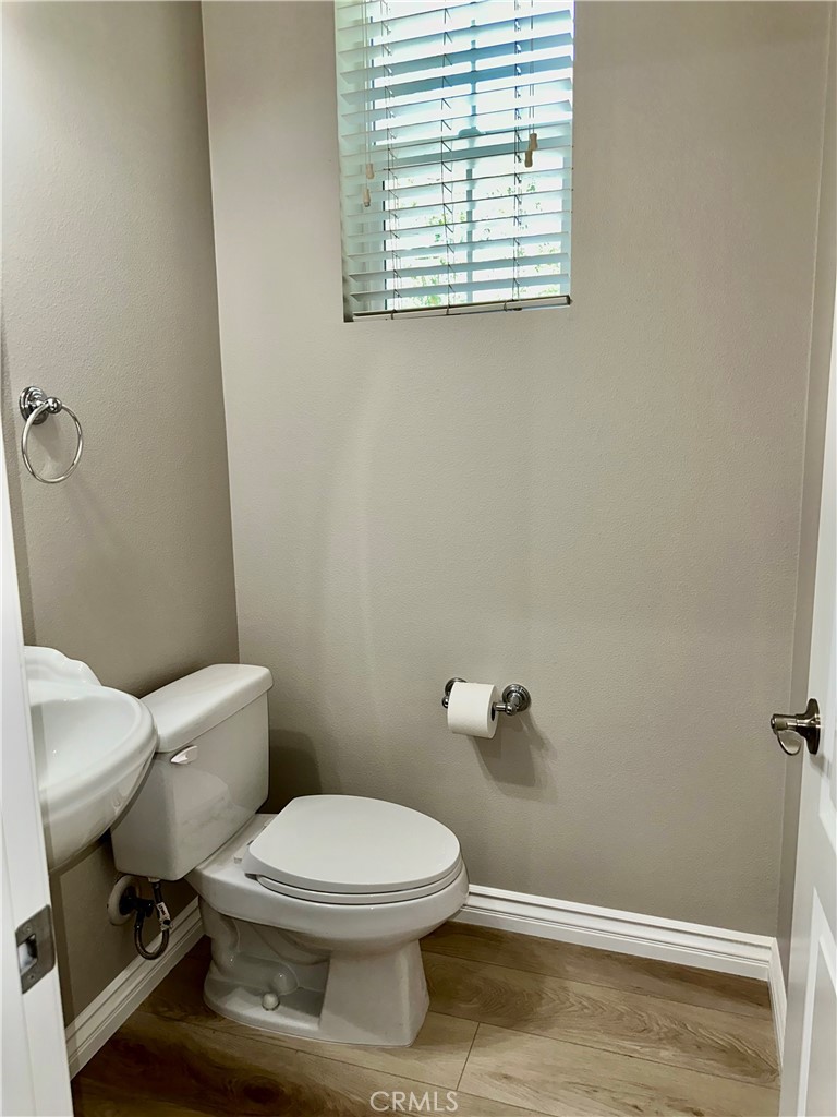 https://media.crmls.org/medias/a4ffa032-6058-4de9-84ff-fd4d72216e80.jpg?preset=X-Large