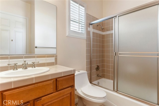 Detail Gallery Image 29 of 36 For 2419 Crocus Dr, Bakersfield,  CA 93311 - 2 Beds | 2 Baths