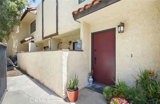 Detail Gallery Image 4 of 38 For 13540 Hubbard St #21,  Sylmar,  CA 91342 - 2 Beds | 1/1 Baths