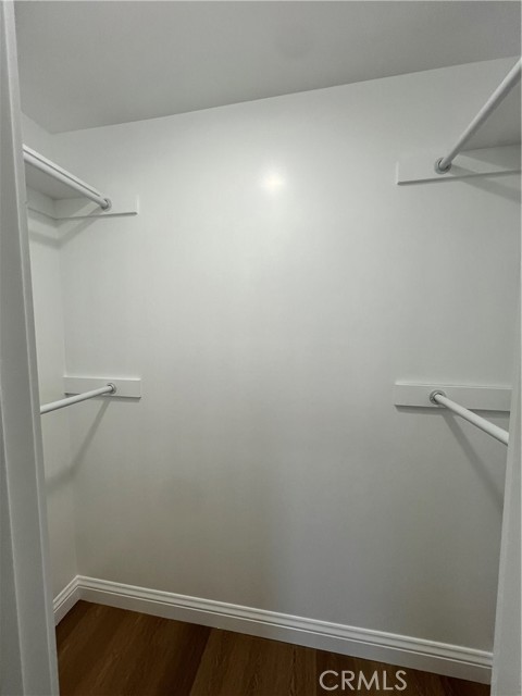 Detail Gallery Image 17 of 28 For 1904 E 2nd #B,  Long Beach,  CA 90802 - 2 Beds | 1 Baths