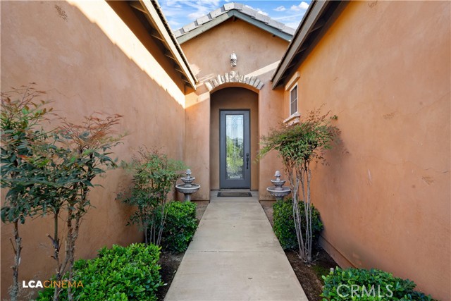 Detail Gallery Image 5 of 32 For 10607 Topiary Dr, Bakersfield,  CA 93306 - 4 Beds | 2 Baths