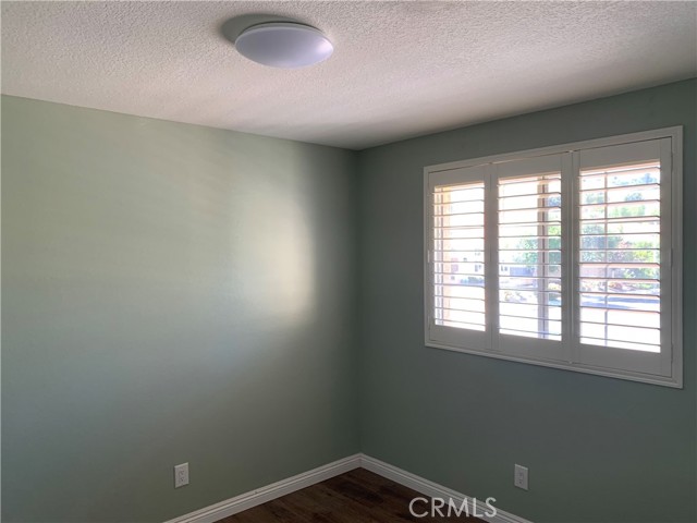 Detail Gallery Image 12 of 15 For 2373 Parkview Ln, Chino Hills,  CA 91709 - 4 Beds | 2/1 Baths
