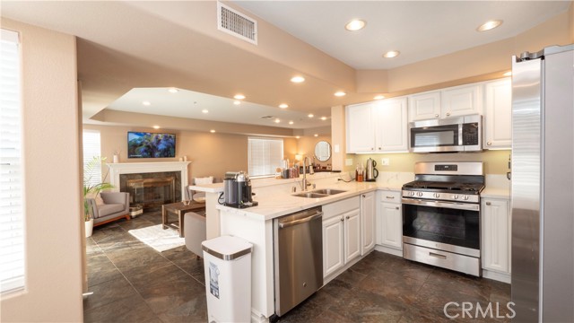 Detail Gallery Image 35 of 66 For 23723 Bouquet Canyon Pl, Moreno Valley,  CA 92557 - 3 Beds | 3 Baths