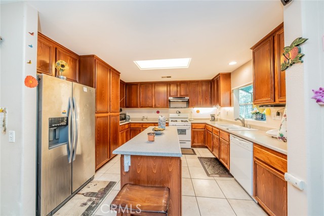 Detail Gallery Image 20 of 59 For 838 Classic Ave, Beaumont,  CA 92223 - 4 Beds | 3 Baths