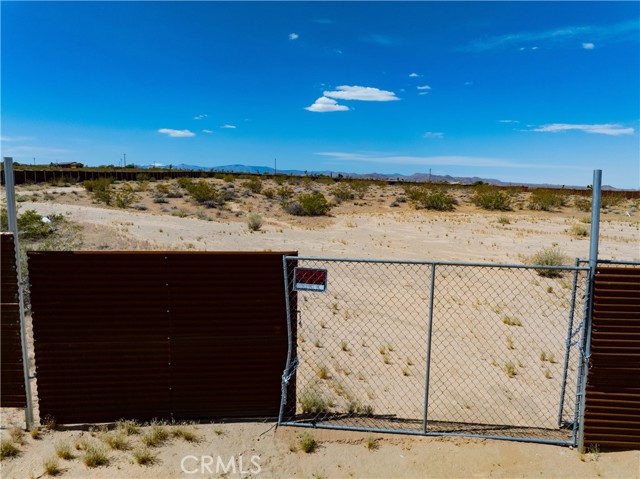 Image 18 of 24 For 424 Ducor Avenue