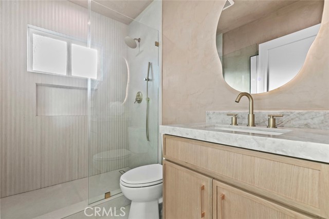 Detail Gallery Image 33 of 49 For 8321 Outland View, Sun Valley,  CA 91352 - 3 Beds | 4 Baths