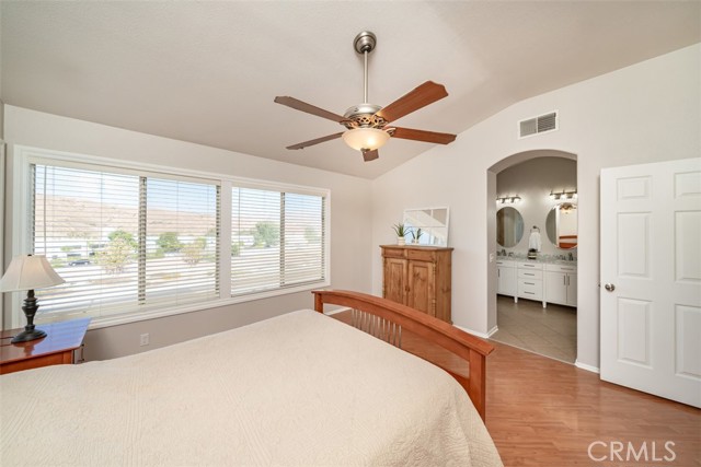 Detail Gallery Image 28 of 46 For 22588 Silver Dollar, Corona,  CA 92883 - 3 Beds | 2/1 Baths