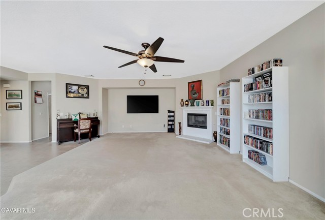 Detail Gallery Image 15 of 56 For 2354 Crimson, Rosamond,  CA 93560 - 4 Beds | 2/1 Baths