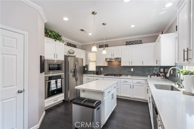Detail Gallery Image 18 of 50 For 893 Whimbrel Way, Perris,  CA 92571 - 3 Beds | 2/1 Baths