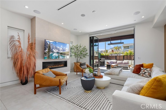 620 Huntington Street, Huntington Beach CA: https://media.crmls.org/medias/a50a921c-e59d-485e-879f-ba9faa4ee1f7.jpg