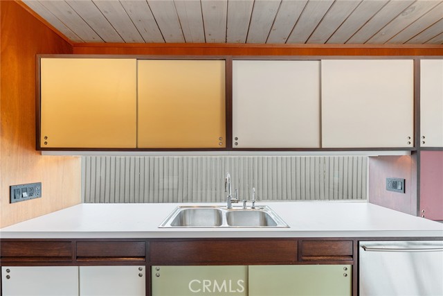 5112 E Valencia Drive, Orange CA: https://media.crmls.org/medias/a50acae2-3fef-4702-aabb-0ac33bd800cf.jpg