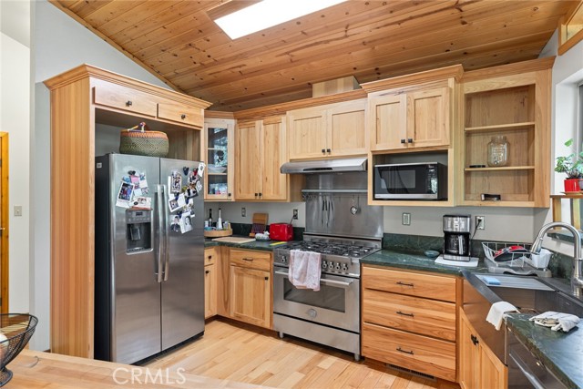 Detail Gallery Image 10 of 44 For 5009 Big Bend Rd, Oroville,  CA 95965 - 3 Beds | 2 Baths