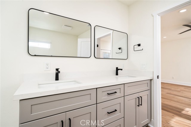 Detail Gallery Image 17 of 28 For 1946 Corson St, Pasadena,  CA 91107 - 3 Beds | 2 Baths