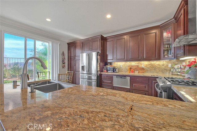 Detail Gallery Image 17 of 67 For 27641 Atlas Ln, Canyon Country,  CA 91351 - 4 Beds | 2/1 Baths