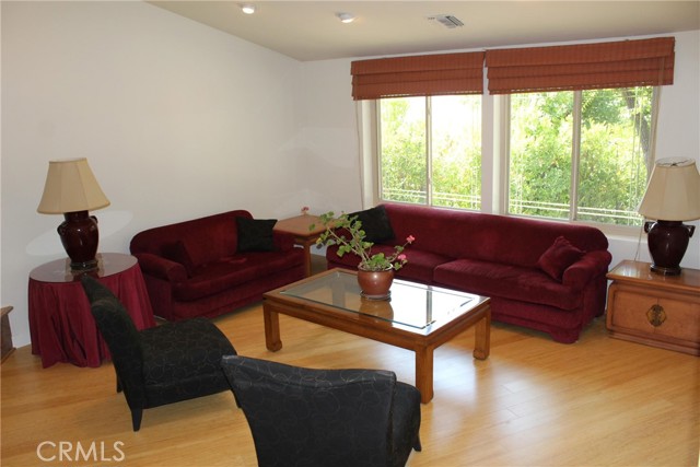 4400 Portico Place, Encino CA: https://media.crmls.org/medias/a50c3d04-745c-4369-bf5b-e97474e6d053.jpg