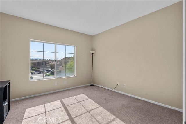 Detail Gallery Image 27 of 37 For 27915 Skycrest Cir, Valencia,  CA 91354 - 2 Beds | 2/1 Baths