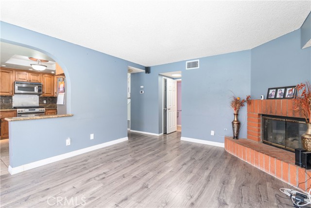 Detail Gallery Image 16 of 30 For 30639 3rd Ave, Redlands,  CA 92374 - 4 Beds | 2/1 Baths