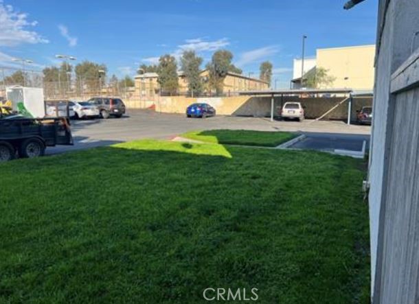https://media.crmls.org/medias/a50d5b5a-4e49-4754-962a-e4da7676b916.jpg?preset=X-Large