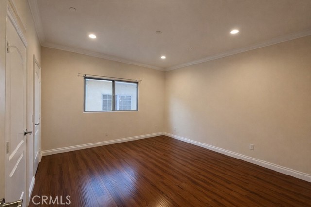 Detail Gallery Image 8 of 20 For 5234 Vantage #105,  Valley Village,  CA 91607 - 2 Beds | 3 Baths