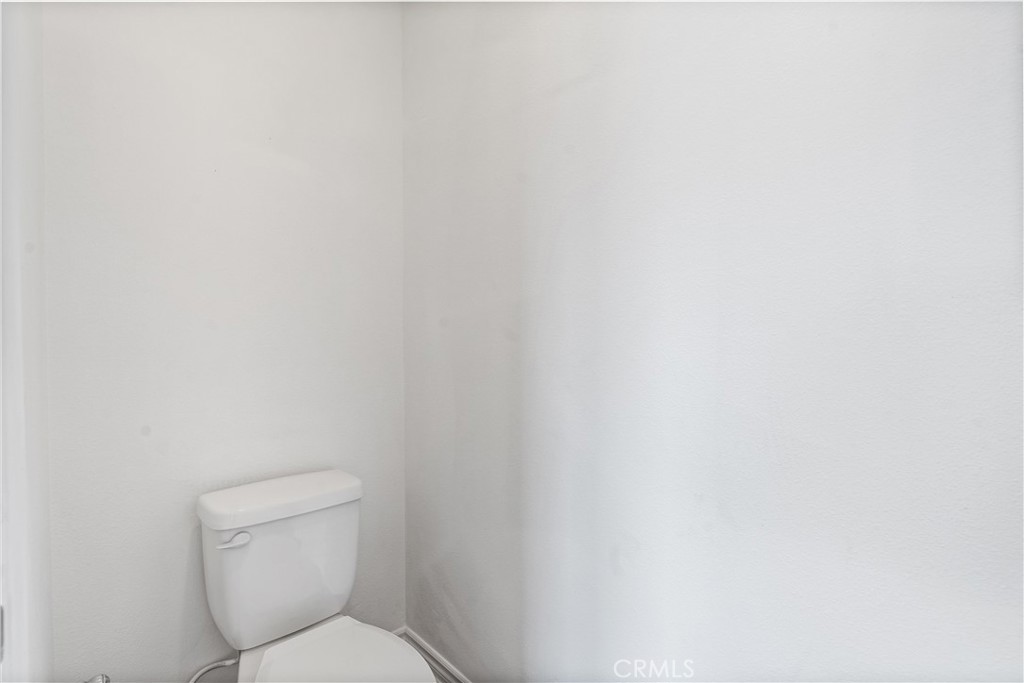 https://media.crmls.org/medias/a50ef680-9e26-474e-8753-40510512ba8b.jpg?preset=X-Large