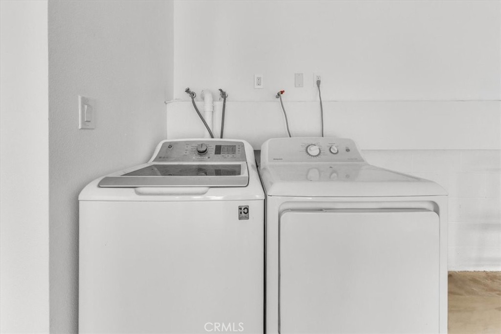 https://media.crmls.org/medias/a50f1c3d-d420-44d7-8eb1-dfb4fcaaa92d.jpg?preset=X-Large