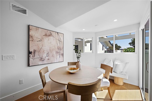 Detail Gallery Image 9 of 40 For 37 Beachcomber, Corona Del Mar,  CA 92625 - 3 Beds | 3 Baths