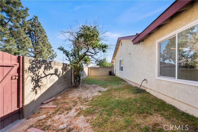 11515 Bertha Street, Cerritos CA: https://media.crmls.org/medias/a50f8a01-2db2-437d-9780-b6fb5f6d02ec.jpg