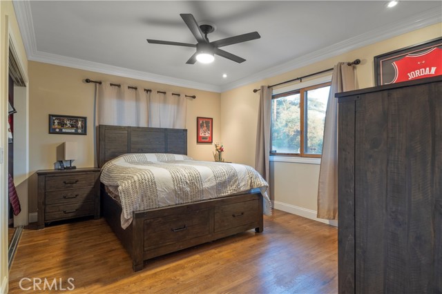 Detail Gallery Image 3 of 11 For 441 S Valley Center Ave, Glendora,  CA 91741 - 4 Beds | 2 Baths