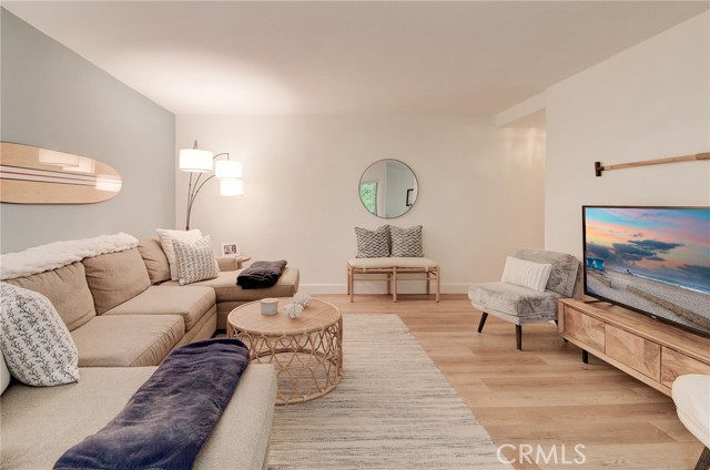 Detail Gallery Image 14 of 20 For 8633 Portola Ct 16h,  Huntington Beach,  CA 92646 - 1 Beds | 1 Baths