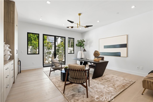 Detail Gallery Image 11 of 30 For 4400 Oak Place, Westlake Village,  CA 91362 - 6 Beds | 6/1 Baths