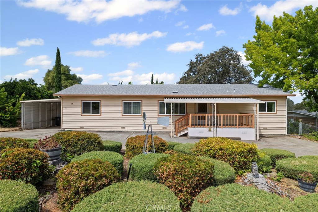 7 Rosebud Court