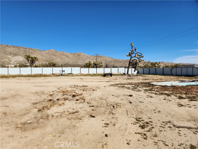 Detail Gallery Image 3 of 6 For 7248 Scarvan Rd, Yucca Valley,  CA 92284 - – Beds | – Baths