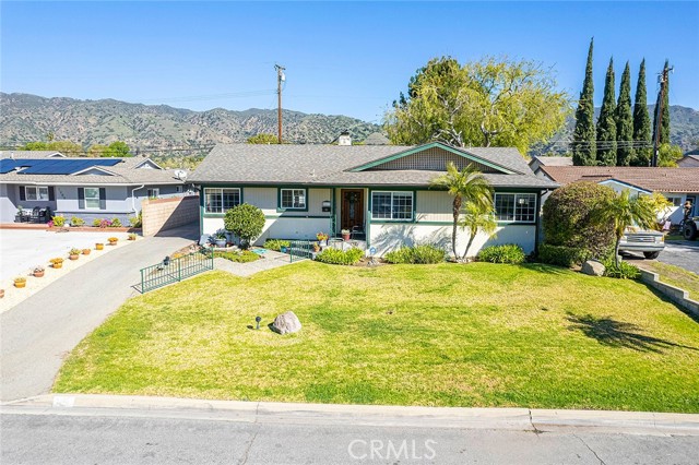 1217 E Comstock Ave, Glendora, CA 91741