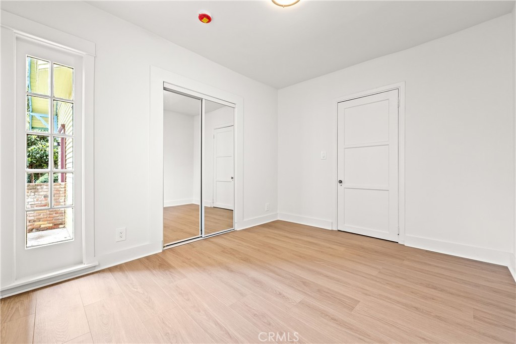 https://media.crmls.org/medias/a5138aa2-6b58-4119-90fd-8c7a47f25fa1.jpg?preset=X-Large