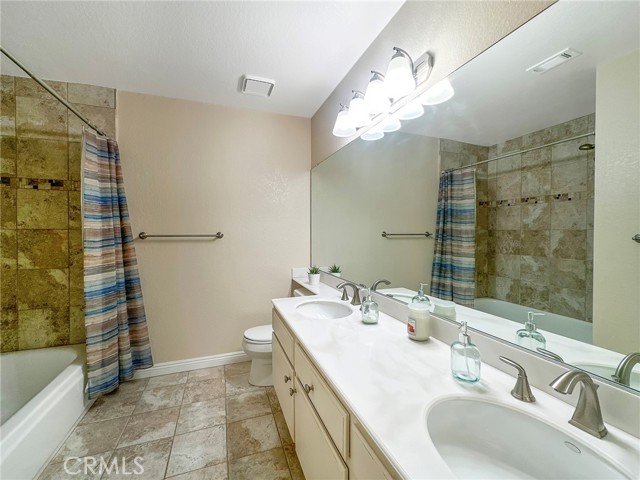 Image 13 of 20 For 24395 Landover Road 155