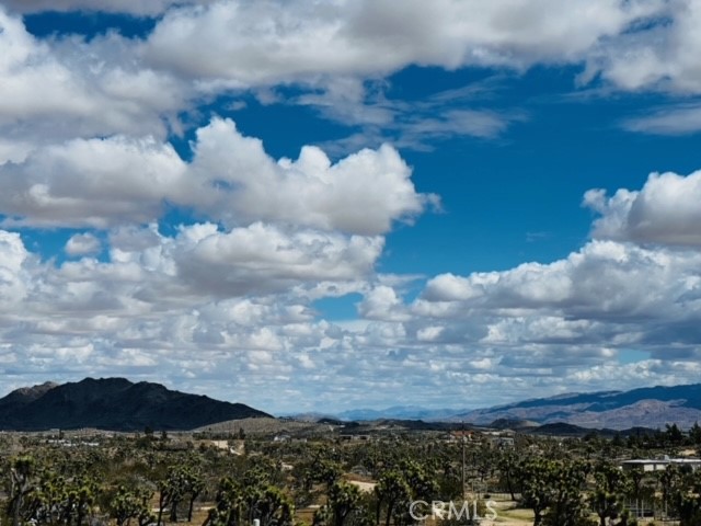 Detail Gallery Image 7 of 16 For 57864 Sunflower Dr, Yucca Valley,  CA 92284 - – Beds | – Baths