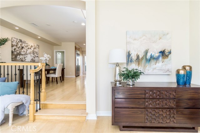 206 Calle Miramar, Redondo Beach, California 90277, 4 Bedrooms Bedrooms, ,3 BathroomsBathrooms,Residential,Sold,Calle Miramar,SB17021229