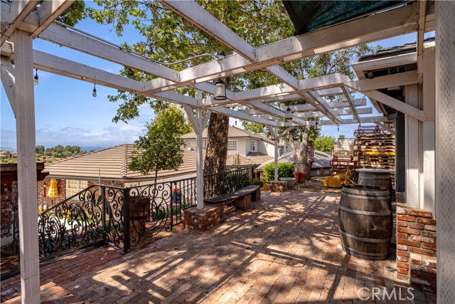 34150 Pauba Road, Temecula CA: https://media.crmls.org/medias/a5154d41-f3f9-4ad5-9535-dfe94d647e30.jpg