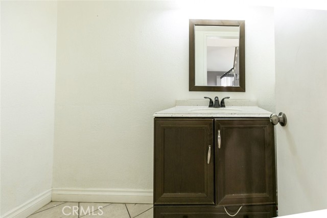 Detail Gallery Image 17 of 30 For 38633 Angele Trumpet Ct, Palmdale,  CA 93550 - 4 Beds | 3 Baths