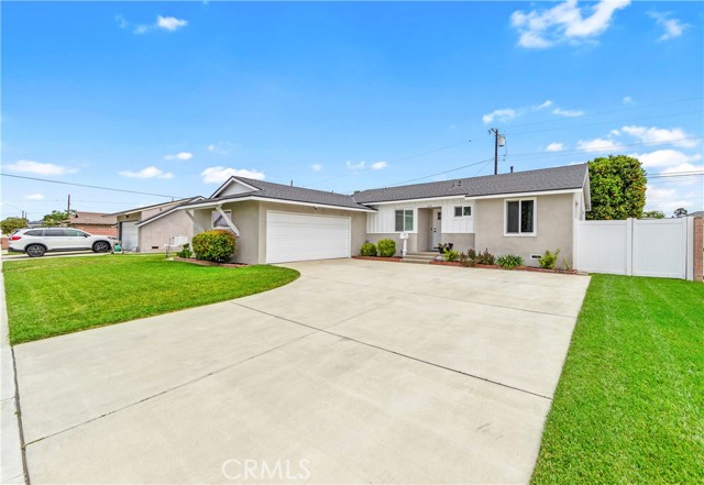 Detail Gallery Image 3 of 54 For 6222 Shawnee Road, Westminster,  CA 92683 - 3 Beds | 2 Baths