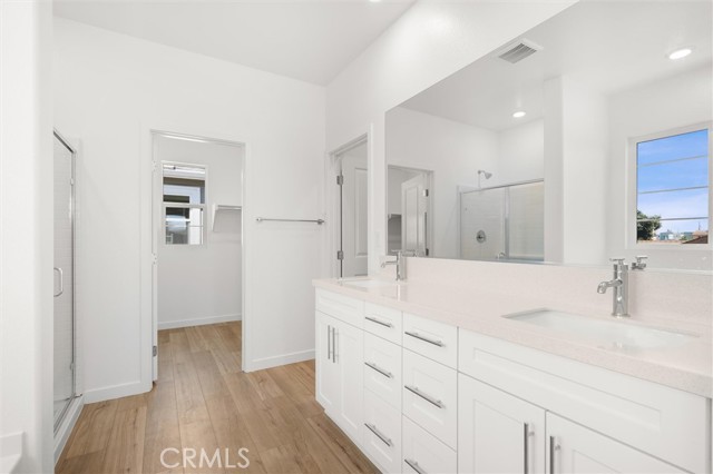 413 E 220th Street, Carson CA: https://media.crmls.org/medias/a5170cdf-1075-4b7e-8688-1ad8aee899b9.jpg