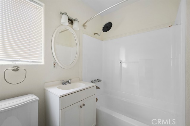 720 W California Avenue, Glendale CA: https://media.crmls.org/medias/a5173ebb-891b-4669-839e-9f23689b6378.jpg
