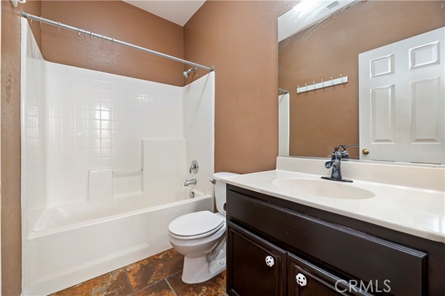 Detail Gallery Image 17 of 26 For 31139 Little Camille Way, Menifee,  CA 92584 - 5 Beds | 2 Baths