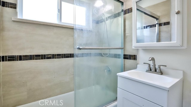 17475 Santa Lucia Street, Fountain Valley CA: https://media.crmls.org/medias/a518bb67-4653-4911-ada9-ee6dc8cf71be.jpg
