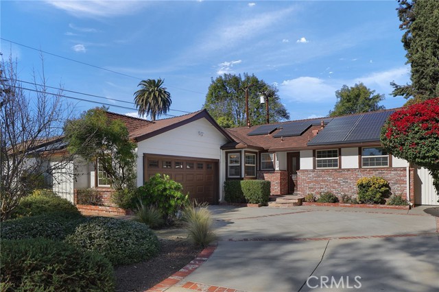 Detail Gallery Image 1 of 1 For 17409 Marlin Pl, Lake Balboa,  CA 91406 - 4 Beds | 2 Baths