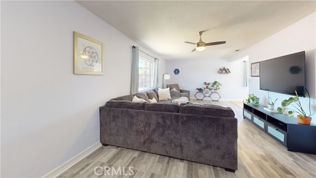 18271 Treleven Avenue, Lake Elsinore CA: https://media.crmls.org/medias/a519f3e4-b4a2-4064-bb34-ade332fcaf60.jpg